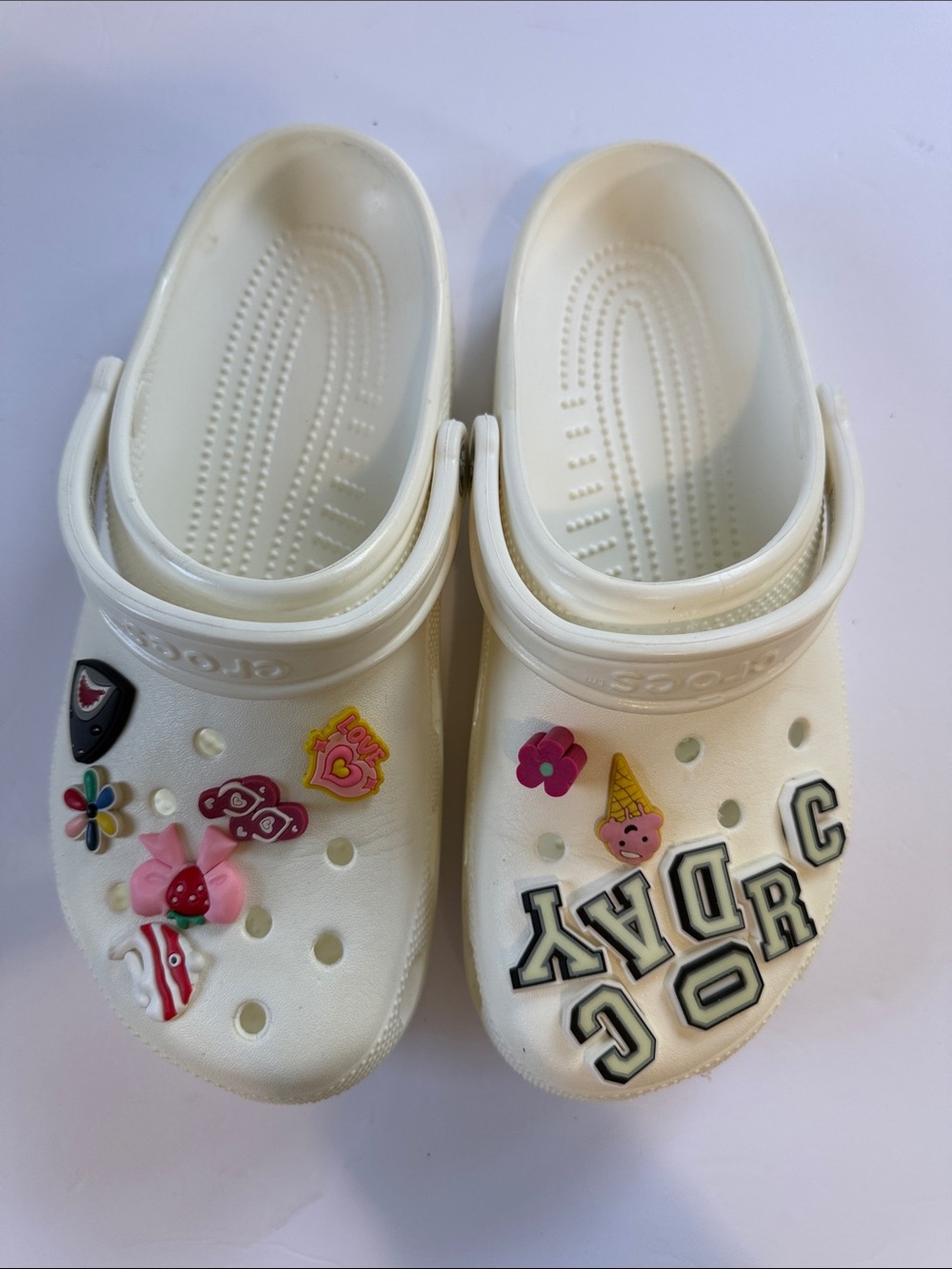 CROCS White eunisex ' Clog Sandals with Decorative Charms